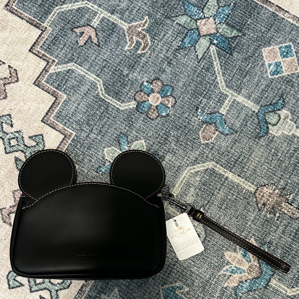 WRISTLET WITH MICKEY EARS - Picture 5 of 5
